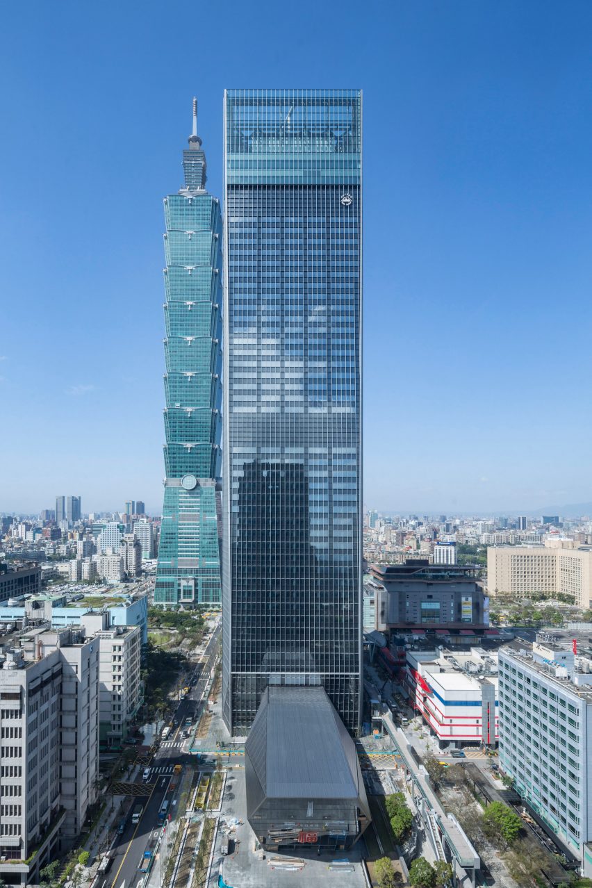 Taipei Nanshin Plaza by Mitsubishi Jisho Sekkei