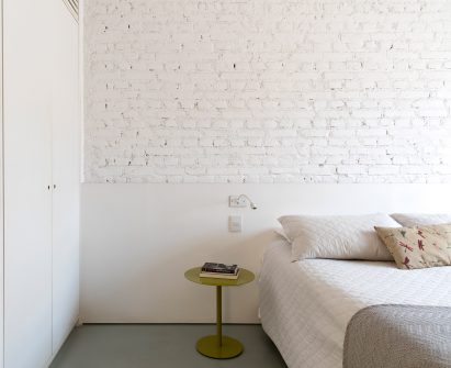 Tucumã Apartment by Cupertino Arquitetura