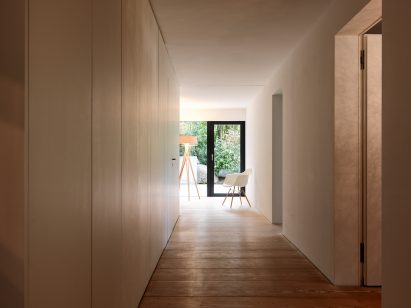 Villa Forch by Urben Seyboth