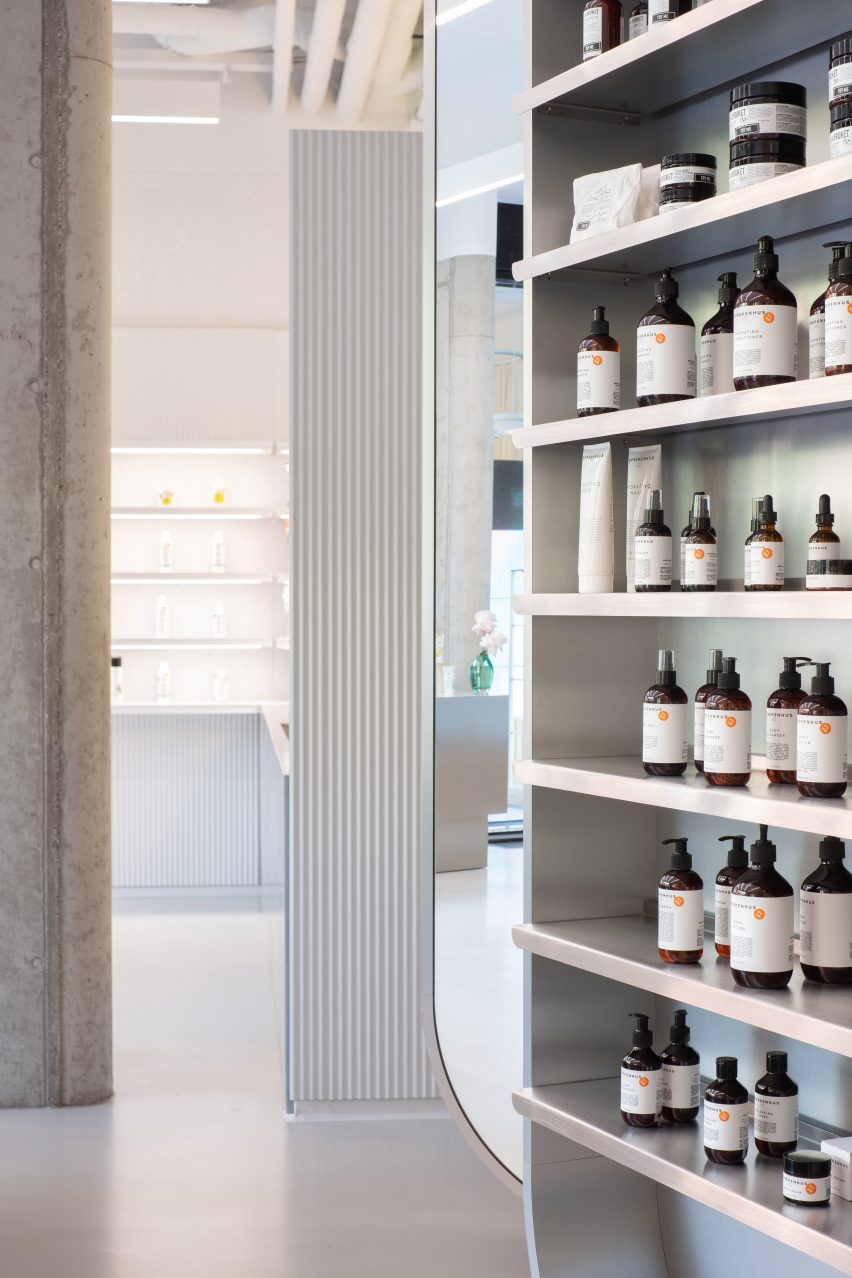 Zalando store by Batek Architekten