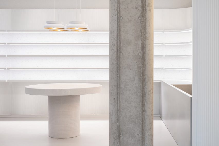 Zalando store by Batek Architekten