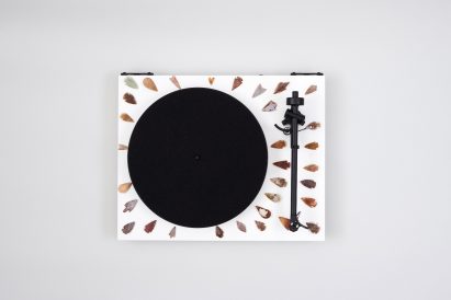 10 unique turntables decorated by celebrated artists and designers go up for auction for Planar 1/1