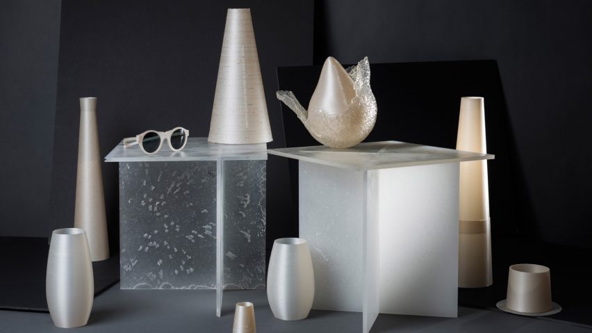 Biodegradable natural plastic Nuatan by Crafting Plastics Studio