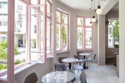 Bana by Amit Studio
