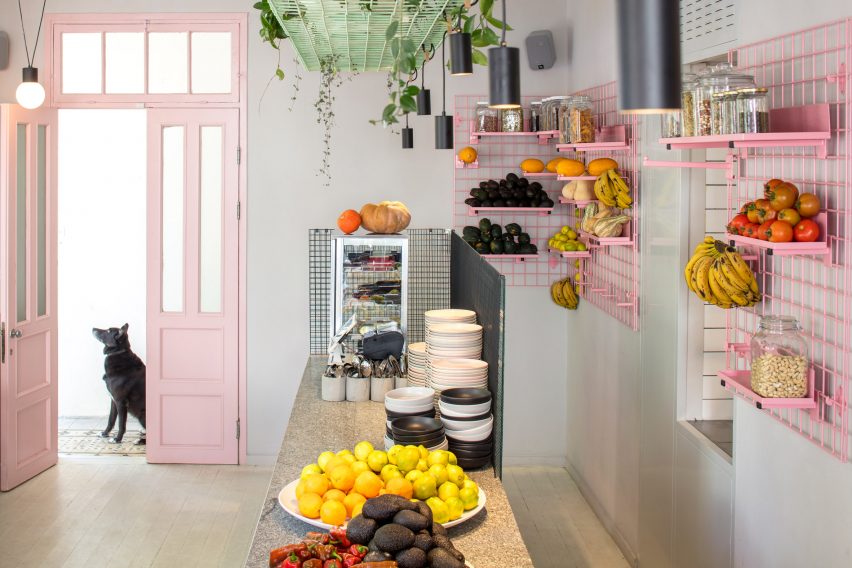Bana by Amit Studio