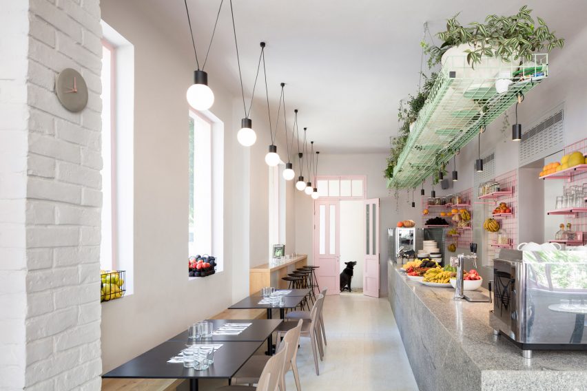 Bana by Amit Studio
