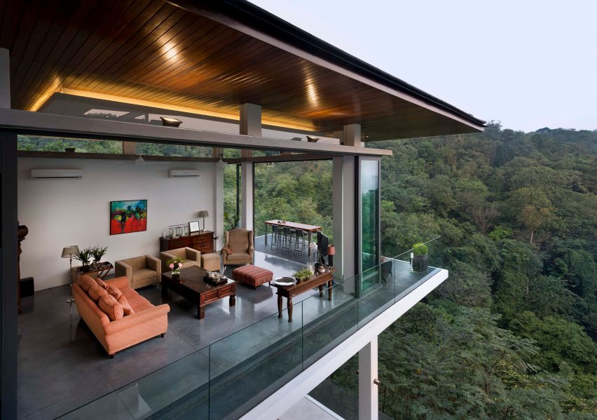 Be Landa by 29 Design