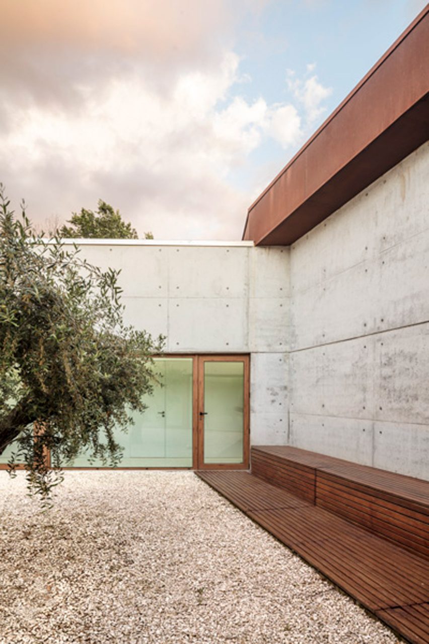 Blancafort care home by Guillem Carrera Arquitecte