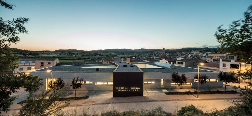 Blancafort care home by Guillem Carrera Arquitecte