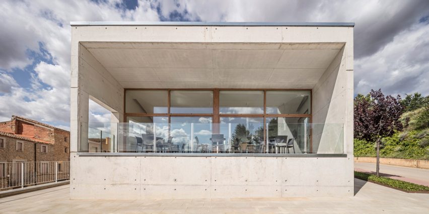 Blancafort care home by Guillem Carrera Arquitecte