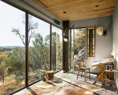 Clear Rock by Lemmo Architecture and Design