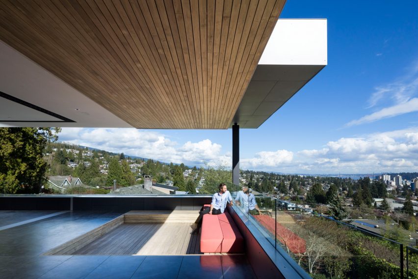 Container House by McLeod Bovell