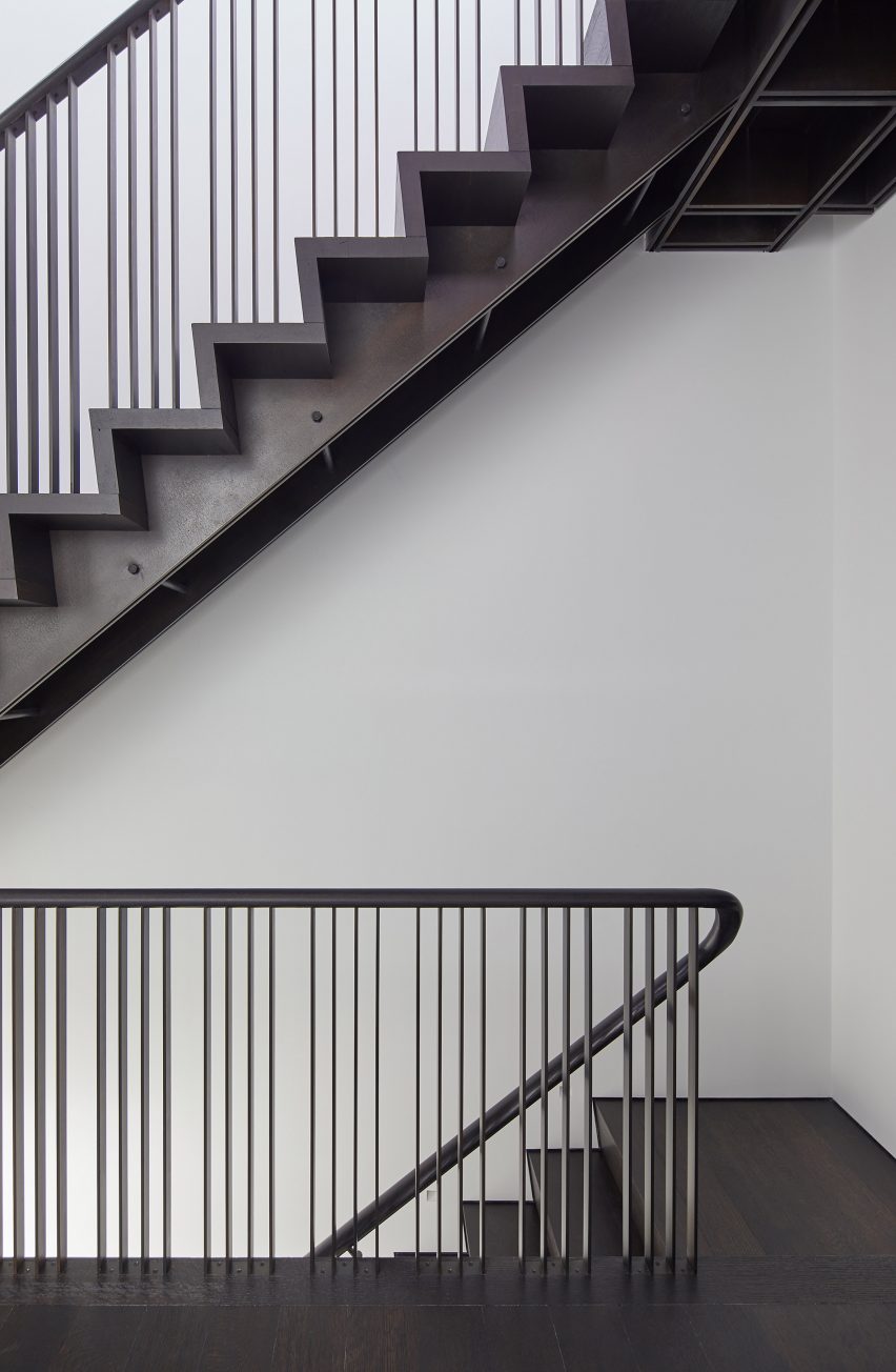 Cox's Row by Robert Gurney Architects