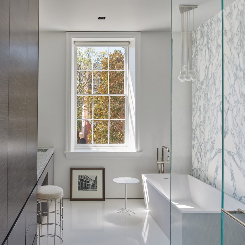 Cox's Row by Robert Gurney Architects