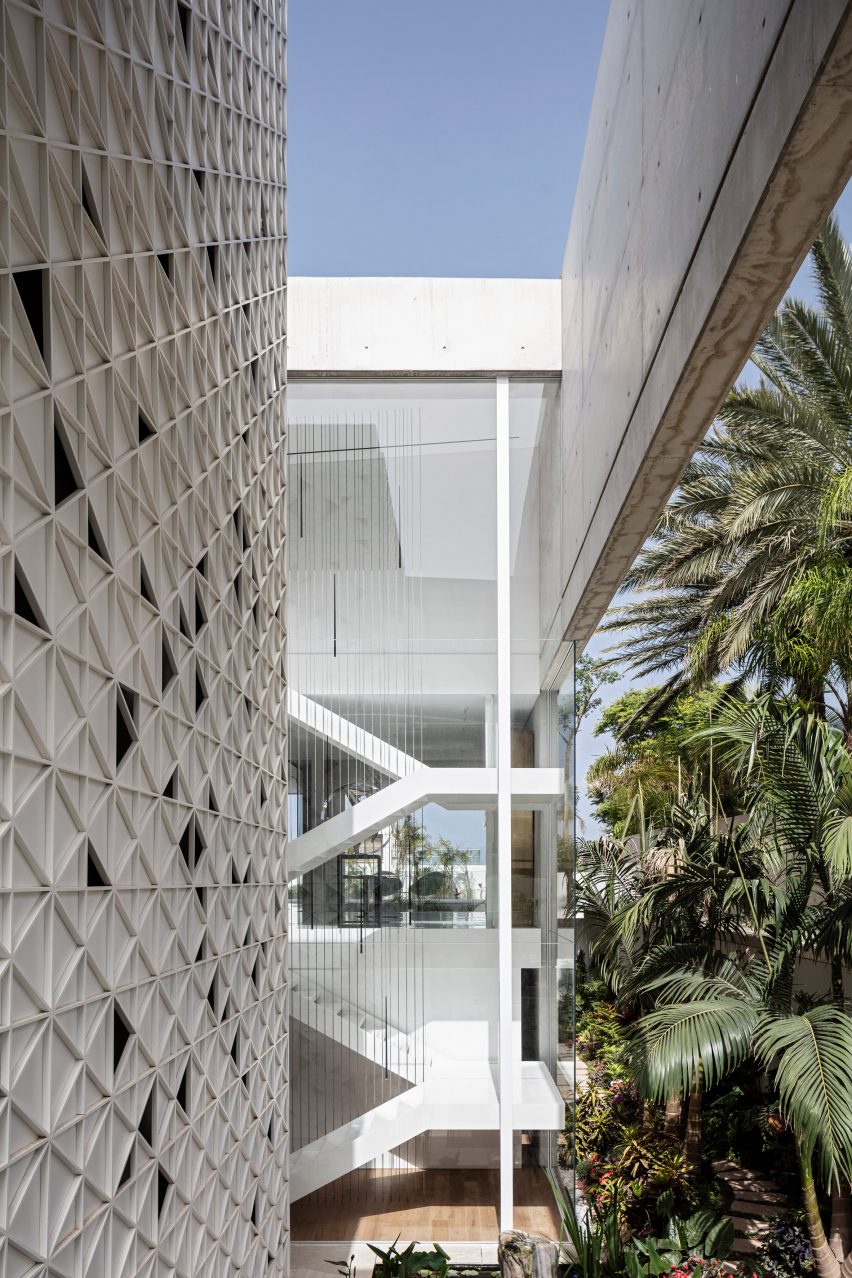D3 House by Pitsou Kedem