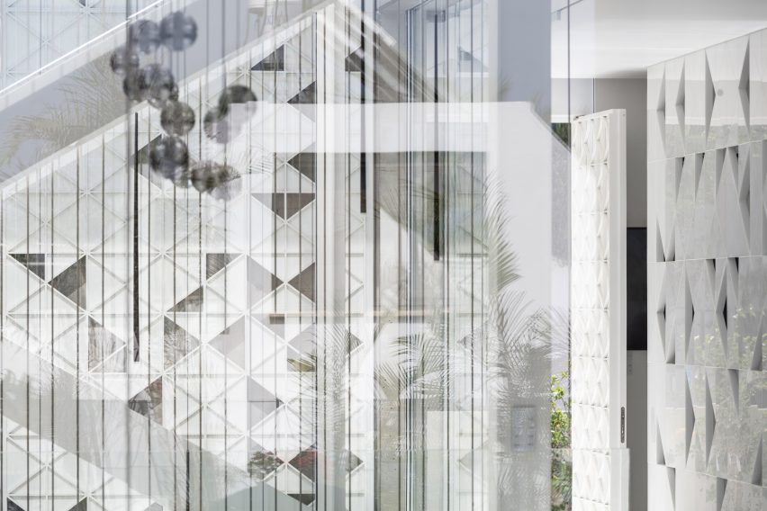 D3 House by Pitsou Kedem