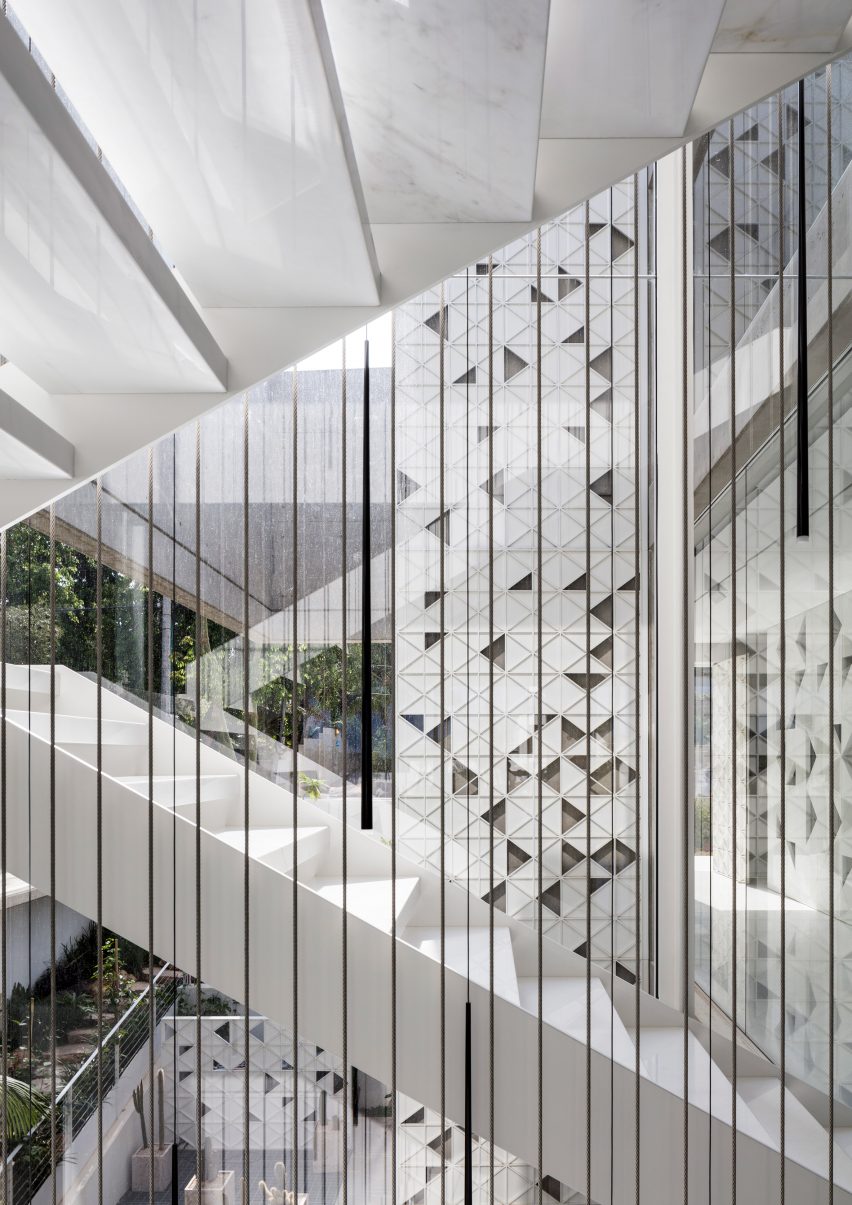 D3 House by Pitsou Kedem