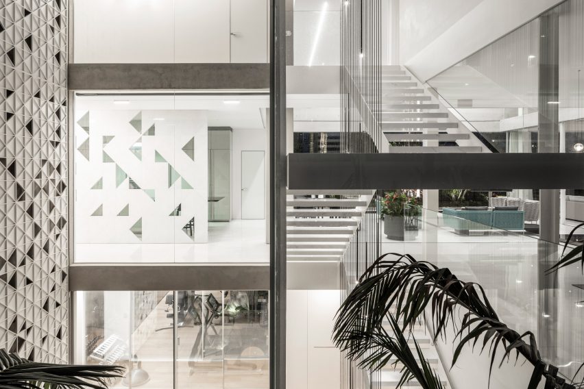 D3 House by Pitsou Kedem
