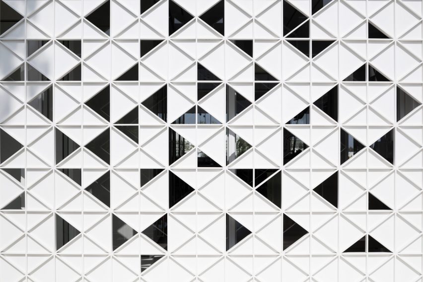 D3 House by Pitsou Kedem