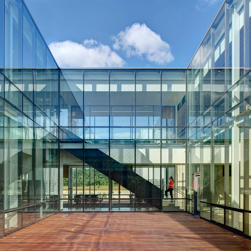Des Moines Municipal Services Center by Neumann Monson Architects