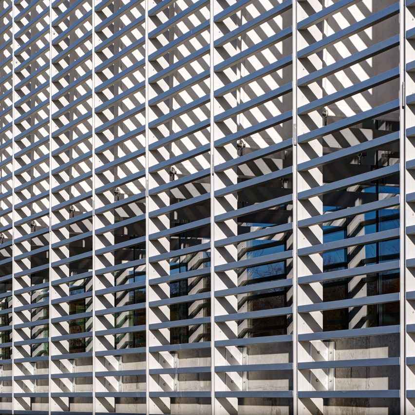 Des Moines Municipal Services Center by Neumann Monson Architects