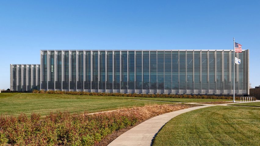 Des Moines Municipal Services Center by Neumann Monson Architects