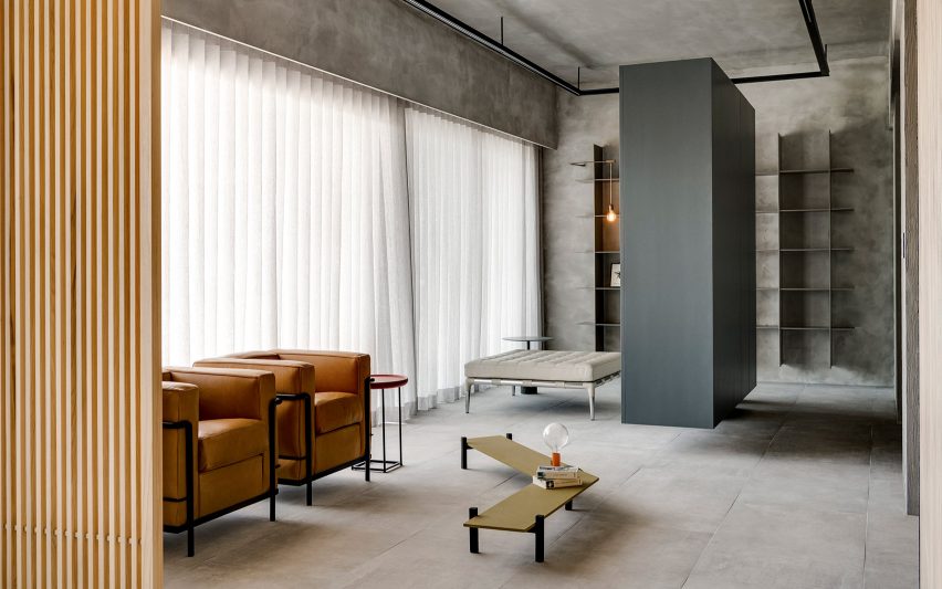 Din-a-ka apartment by Wei Yi International Design Associates
