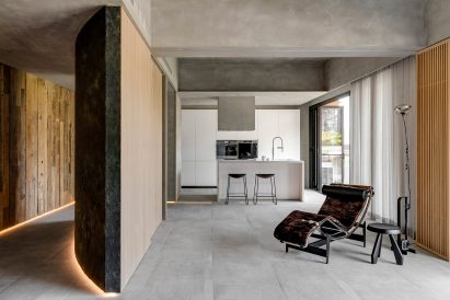Din-a-ka apartment by Wei Yi International Design Associates
