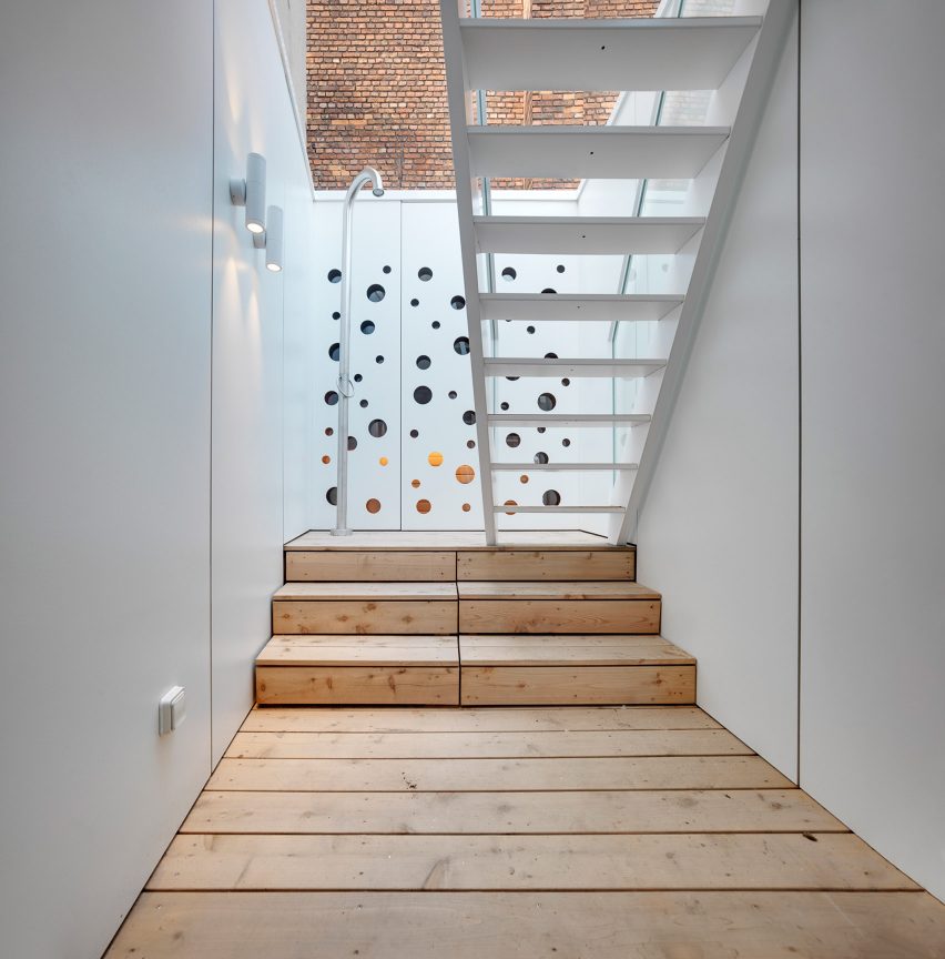 One Room Hotel by DMVA