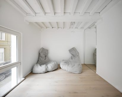 One Room Hotel by DMVA