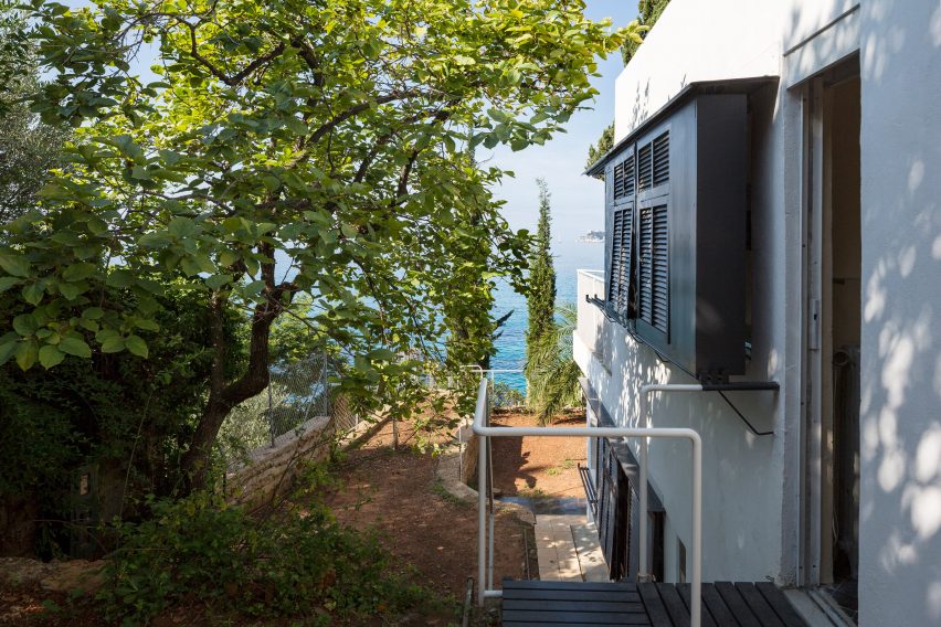 Eileen Gray's modernist E-1027 villa revealed in photographs by Manuel Bougot