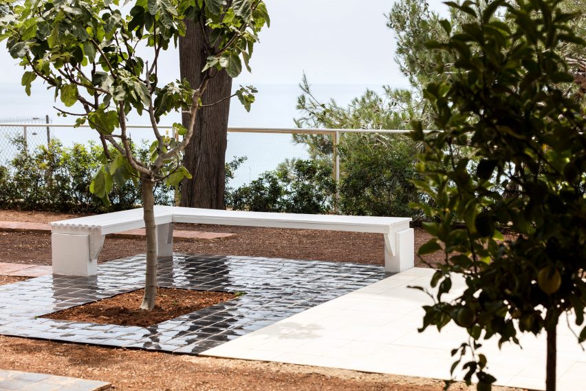 Eileen Gray's modernist E-1027 villa revealed in photographs by Manuel Bougot
