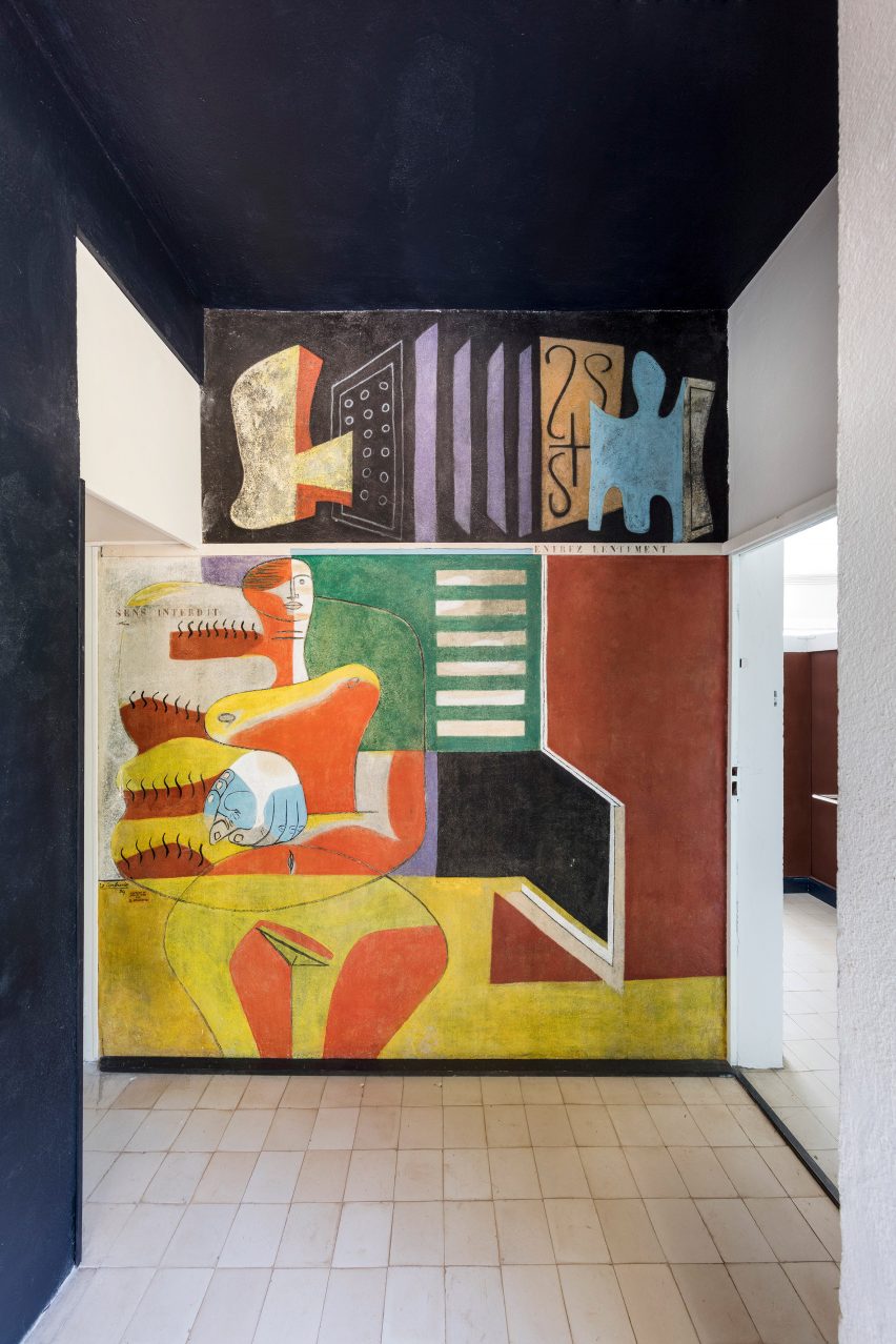 Eileen Gray's modernist E-1027 villa revealed in photographs by Manuel Bougot