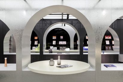 Harbook store by Alberto Caiola
