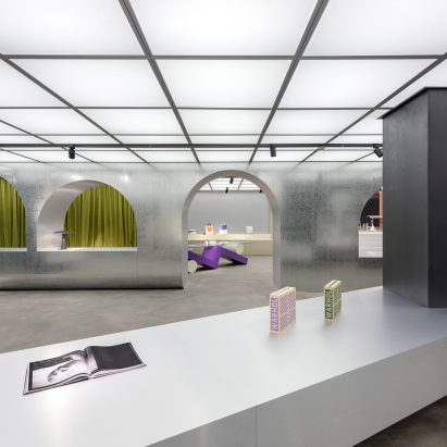 Harbook store by Alberto Caiola
