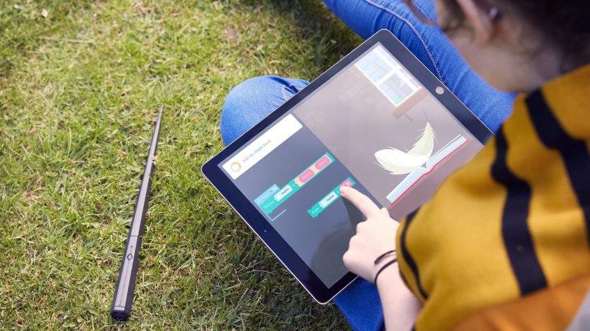 Kano's Harry Potter wand kit lets you code spells