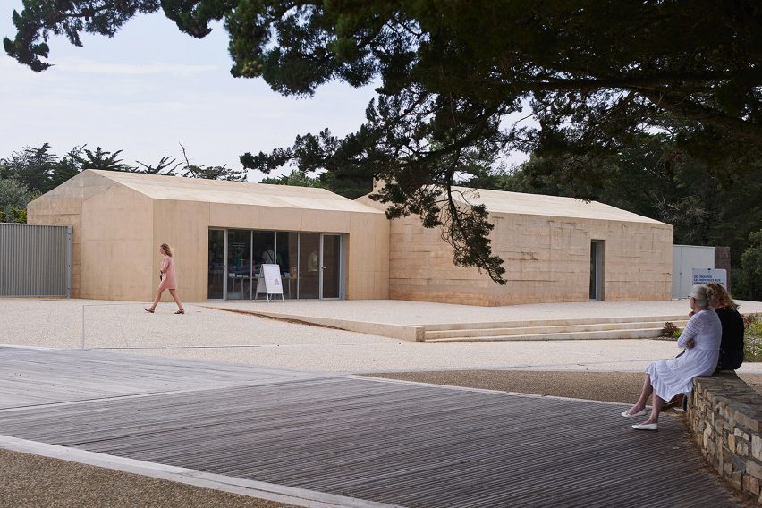 House Georges Clemenceau by Titan Architects
