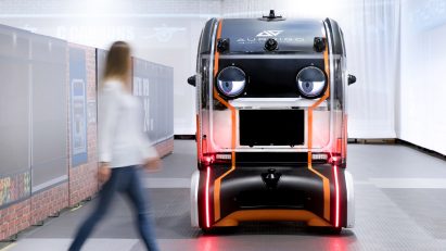 Jaguar Land Rover's prototype driverless car makes eye contact with pedestrians
