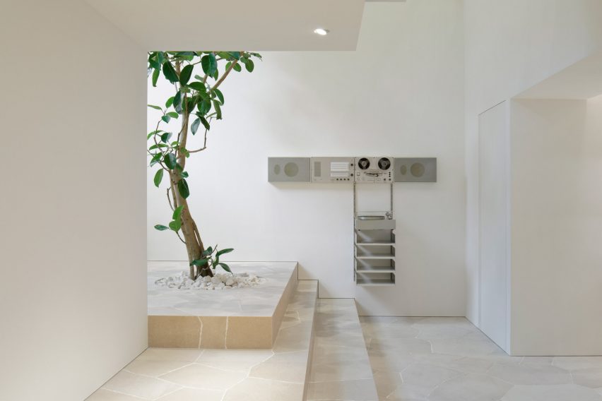 Jil Sander Japan flagship by John Pawson