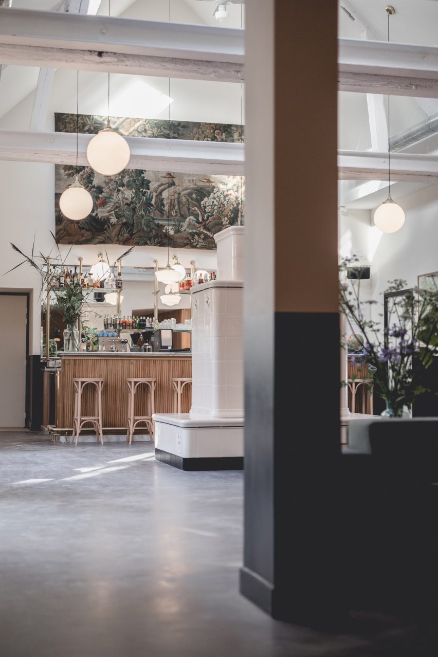 Le Barn hotel by Be-poles