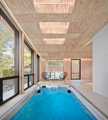 Los Altos Pool House by Framestudio