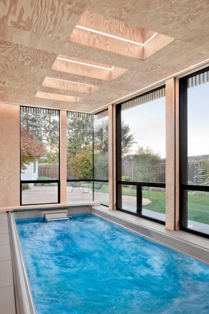 Los Altos Pool House by Framestudio