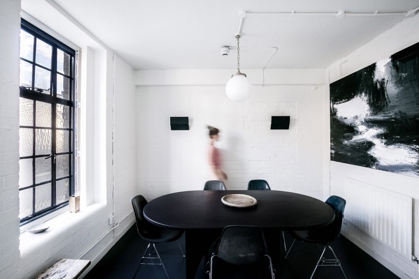 The Modern House office by TDO