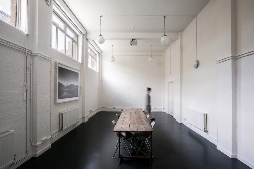 The Modern House office by TDO