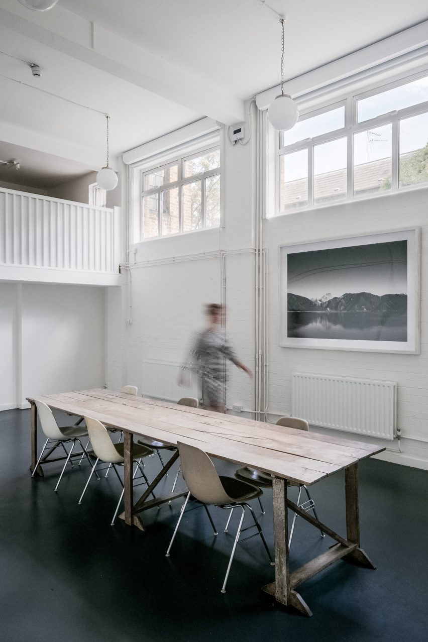 The Modern House office by TDO