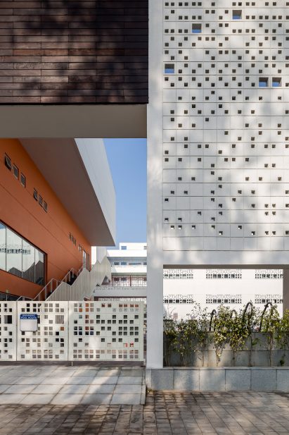 The British School in New Delhi by Morphogenesis
