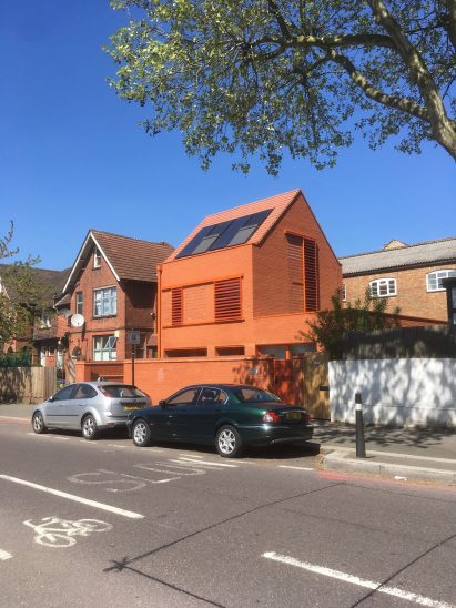 Ambleside Avenue by Pace Jefford Moore Architects