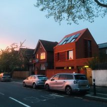 Ambleside Avenue by Pace Jefford Moore Architects