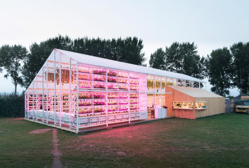 People's Pavilion by Overtreders W