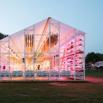People's Pavilion by Overtreders W